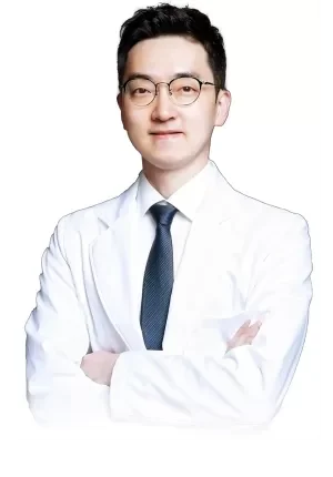 共同代表院長 チョン・ミンス — Dr. Jung Min Su